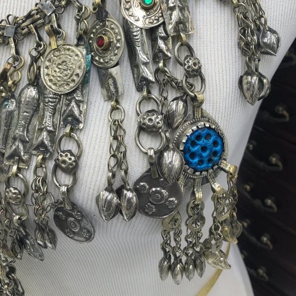 Vintage Afghan Oversized Fish Necklace, Choker Necklace Embellished with Fish - Picture 3 of 5